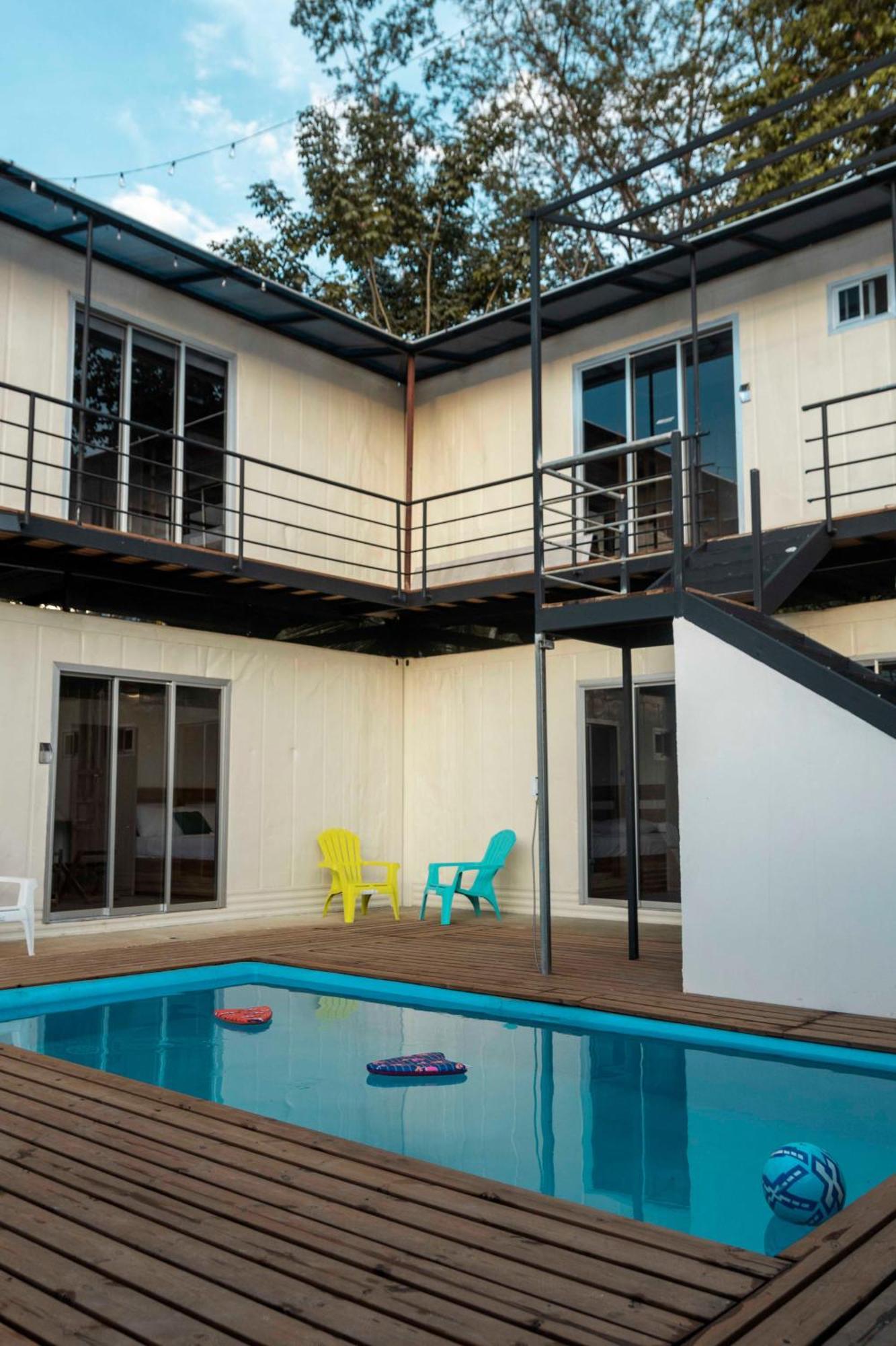 Emi'S Place Container Living Uvita Exterior foto