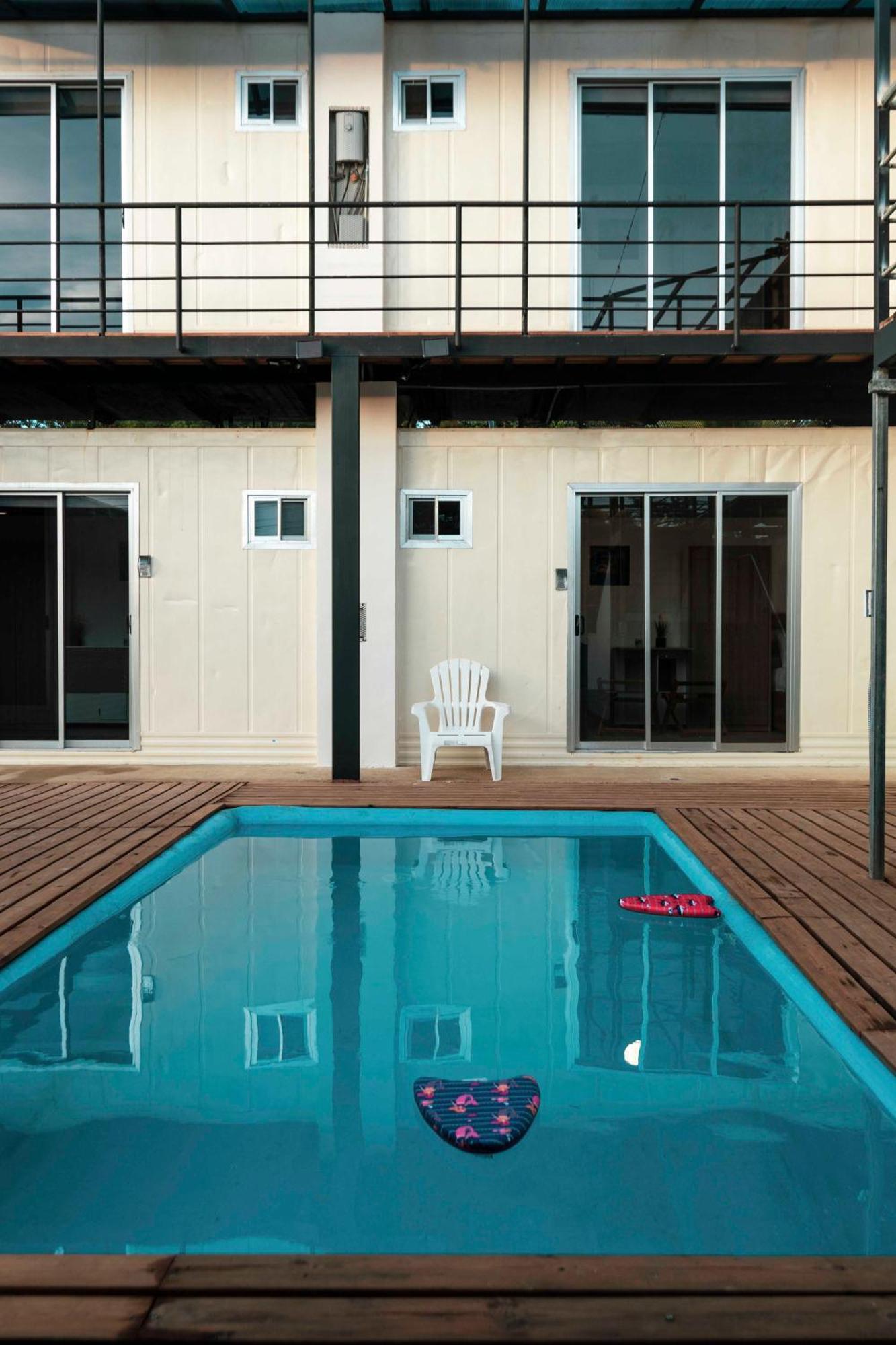 Emi'S Place Container Living Uvita Exterior foto